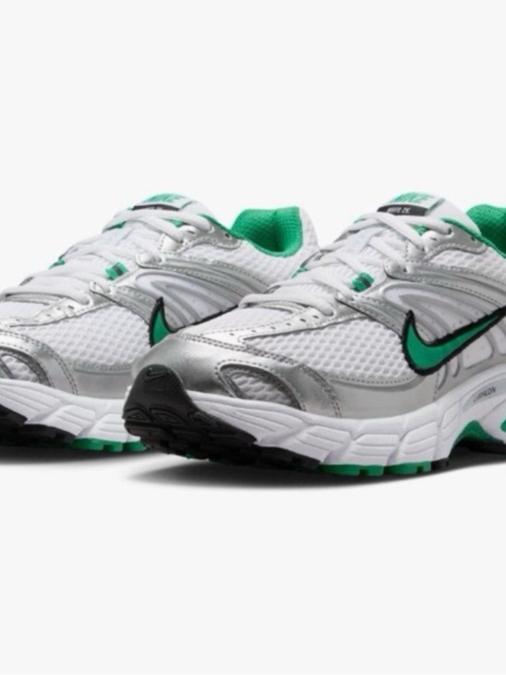 Nike Moto 2k Sneakers